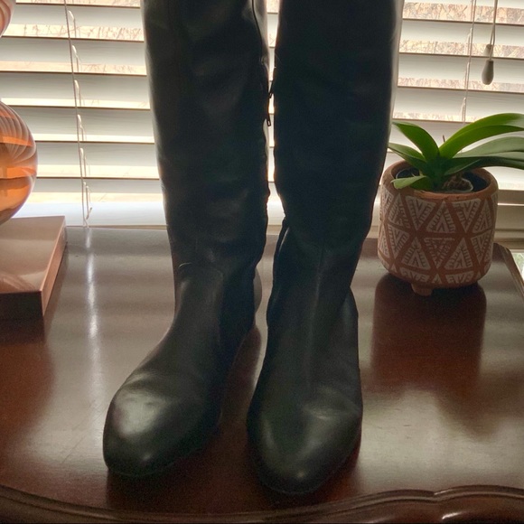 Black Leather Boots - Picture 3 of 7